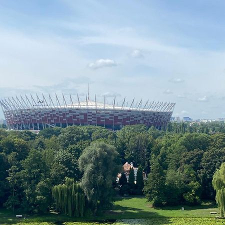 Dedek Park - Historyczny Dworek W Pieknym Parku Skaryszewskim Obok Stadionu Narodowego Aparthotel Warsaw Exterior photo